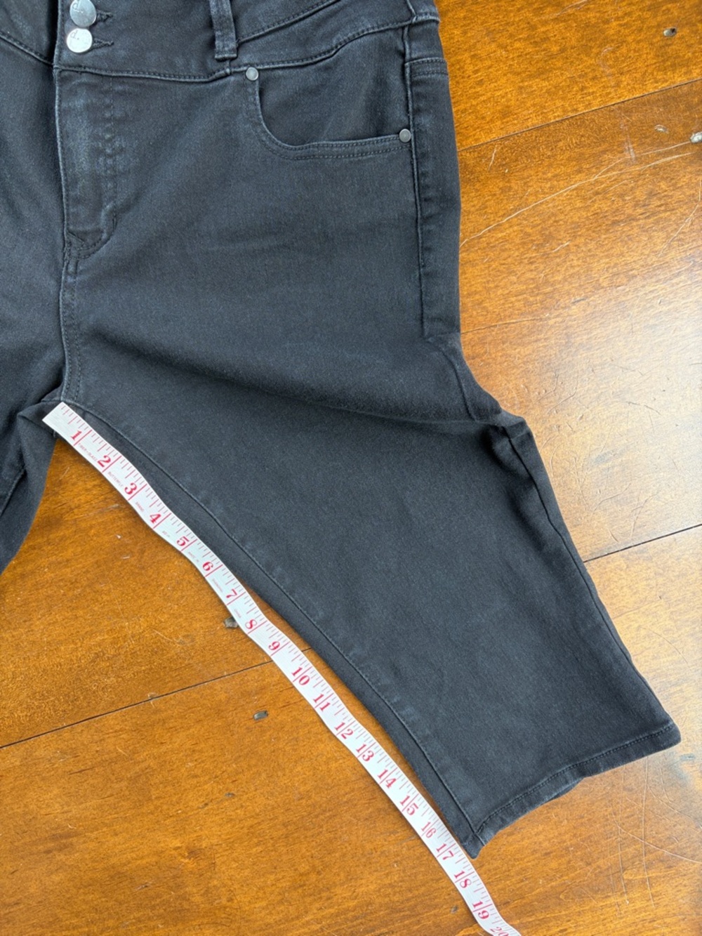 d.Jeans Capri Length Black Jeans Size 14 - Picture 7 of 10